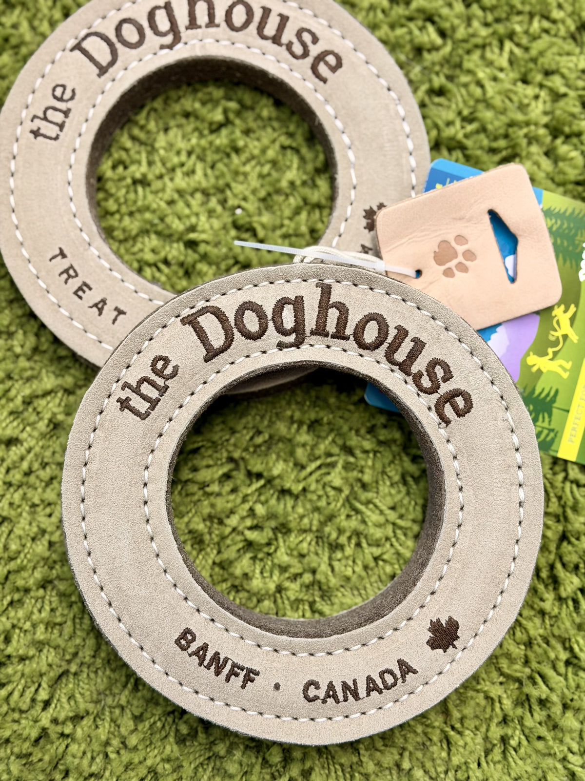 Woofing Rings The Doghouse Leather & Wool Ring – Banff Doghouse